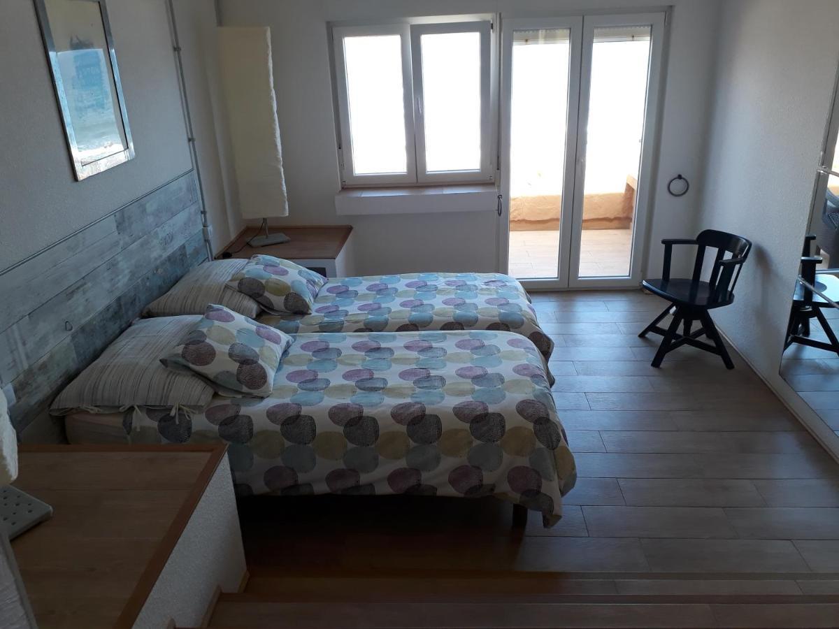 Апартаменты Loft With Balcony Sea View Playa Del Hombre Экстерьер фото