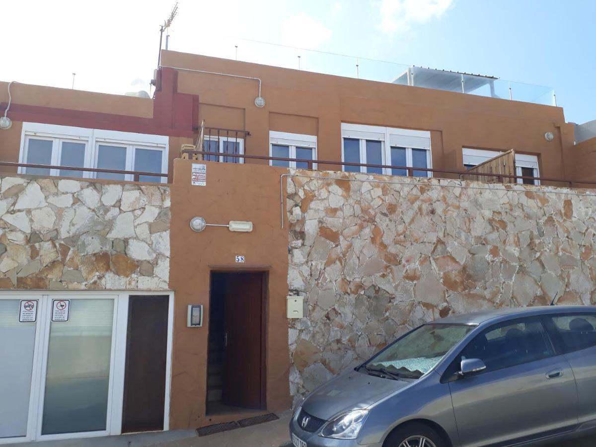 Апартаменты Loft With Balcony Sea View Playa Del Hombre Экстерьер фото